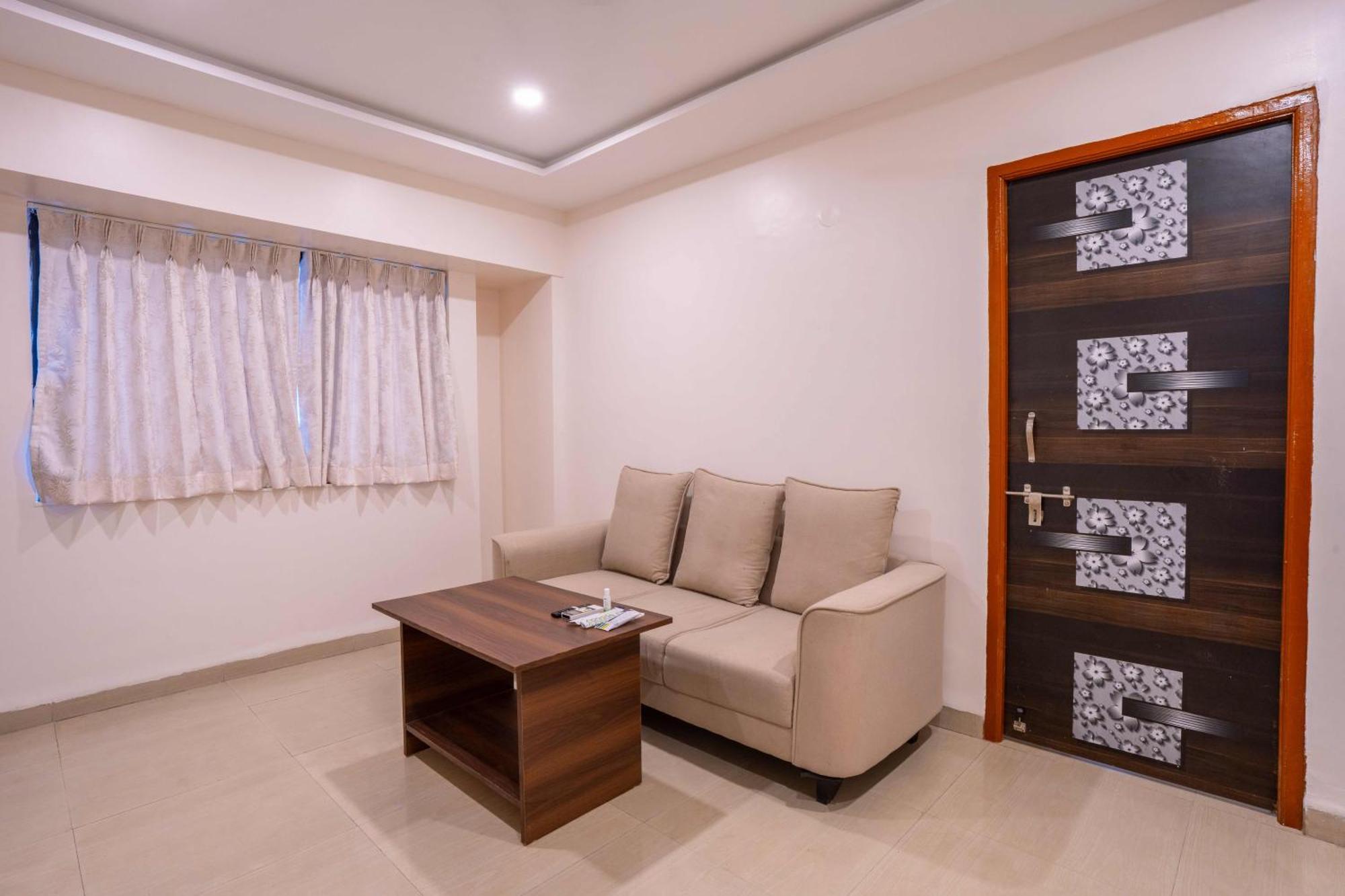 Treebo Royal Comfort Atithi Pune Exteriör bild